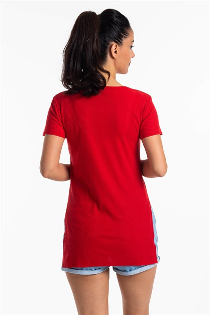 V Yaka Yırtmaçlı Kaşkorse T-Shirt Kırmızı